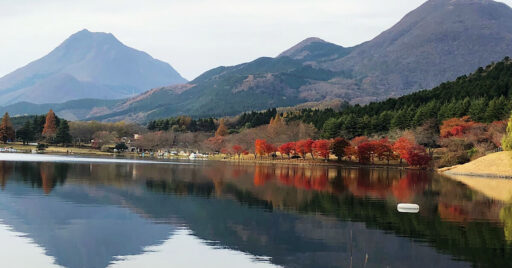 【大分県】由布岳と鶴見岳が見える志高湖キャンプ場