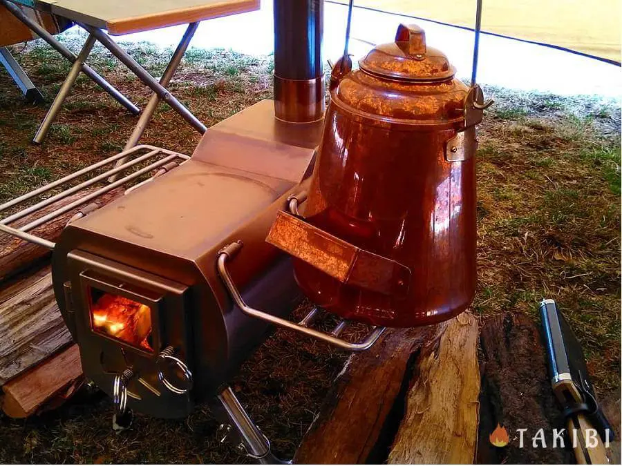 冬キャンプの最強煖房ギア、薪ストーブを一気にご紹介！ | TAKIBI
