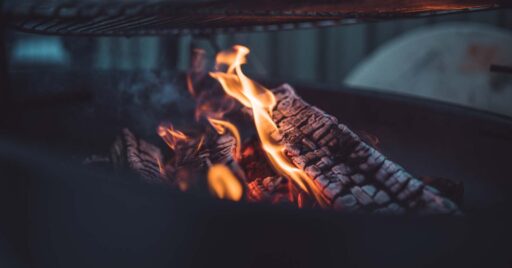 ソロキャンプで活躍!おしゃれ・コンパクト・コスパ良し!おすすめ焚き火台11選