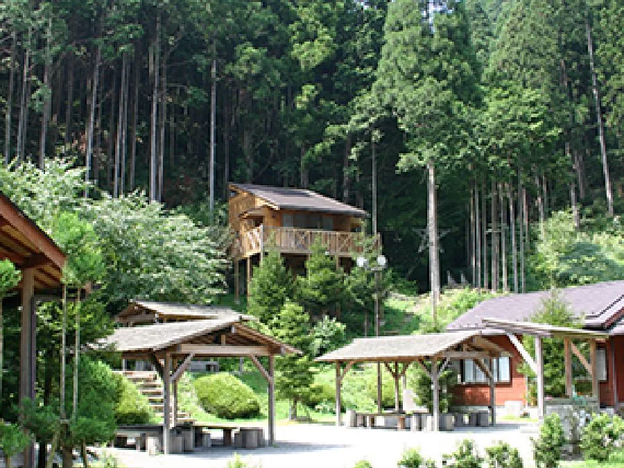 関西地方 コテージがあるおしゃれなキャンプ場 キャンプ アウトドアのtakibi タキビ