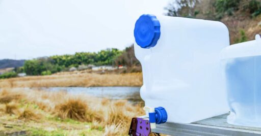 キャンプの水問題を解決!ウォータータンクの選び方&おすすめアイテム