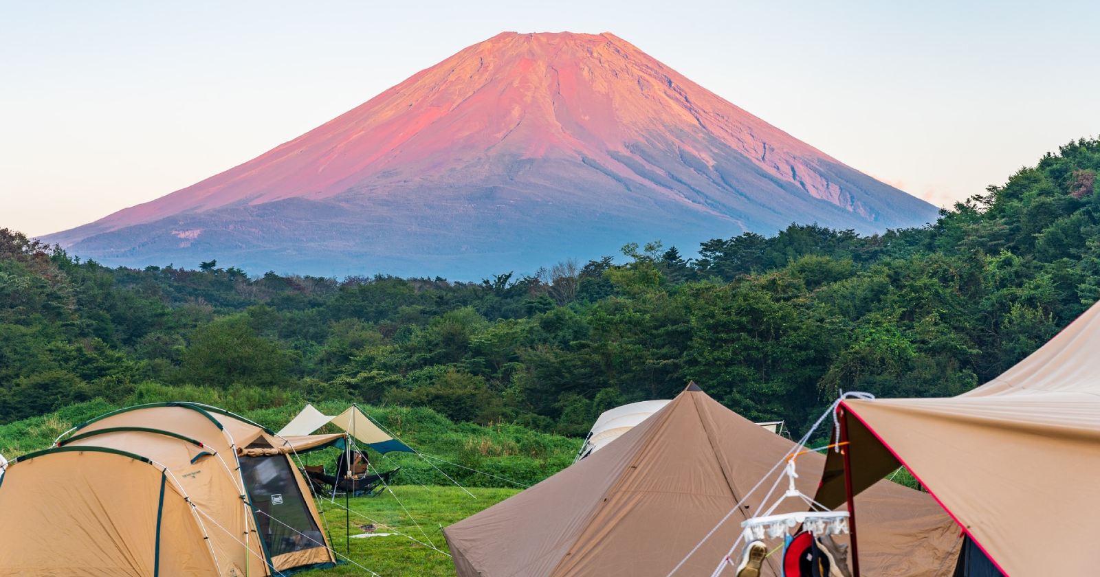 家族やグループでのキャンプに人気！2ルームテントのおすすめは